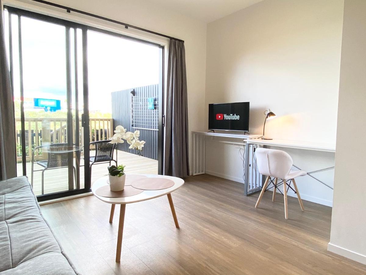 Stunning Townhouse - Walking To Botany Shopping Center Leilighet Auckland Eksteriør bilde