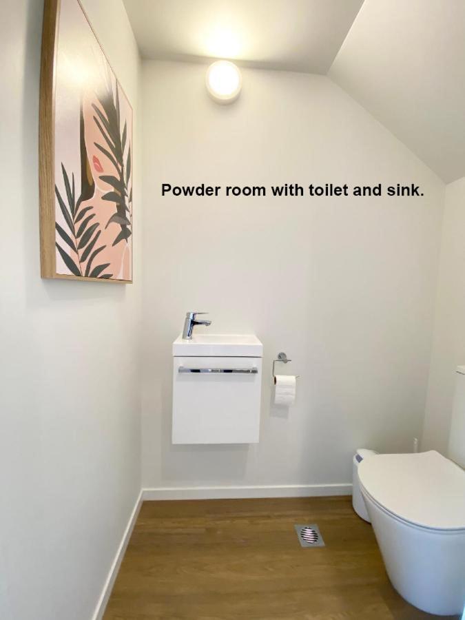 Stunning Townhouse - Walking To Botany Shopping Center Leilighet Auckland Eksteriør bilde